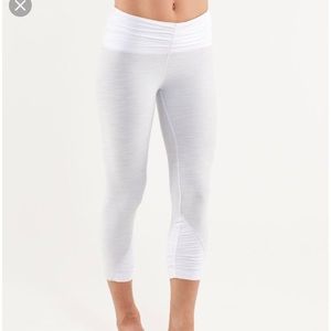 RARE Lululemon Embrace cropped leggings